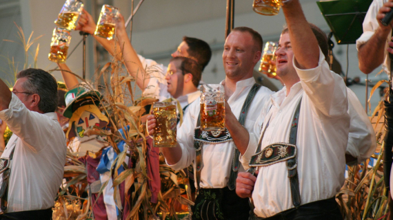 Тарифы «Уральских авиалиний» на Oktoberfest